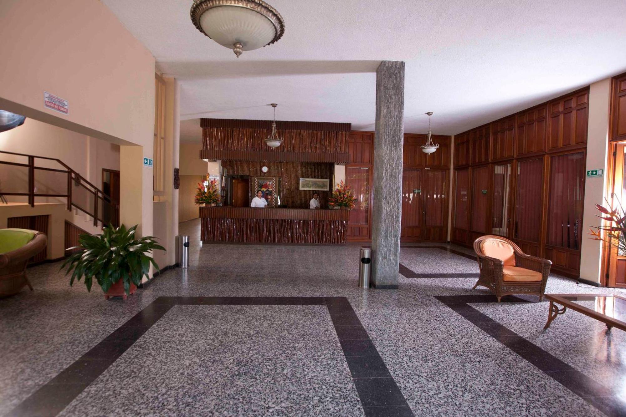 Hotel Anaconda Leticia Exteriör bild